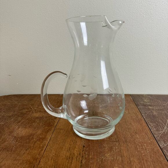 Princess House‎ Heritage Floral Etched Ice Lip Pitcher Blown Glass - Picture 2 of 10